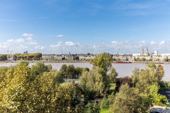 Sale Apartment Bordeaux 4 Rooms 160 m²