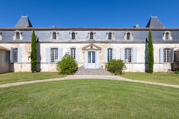 Vente Propriété viticole Bordeaux 15&nbsp;Pièces 600&nbsp;m²