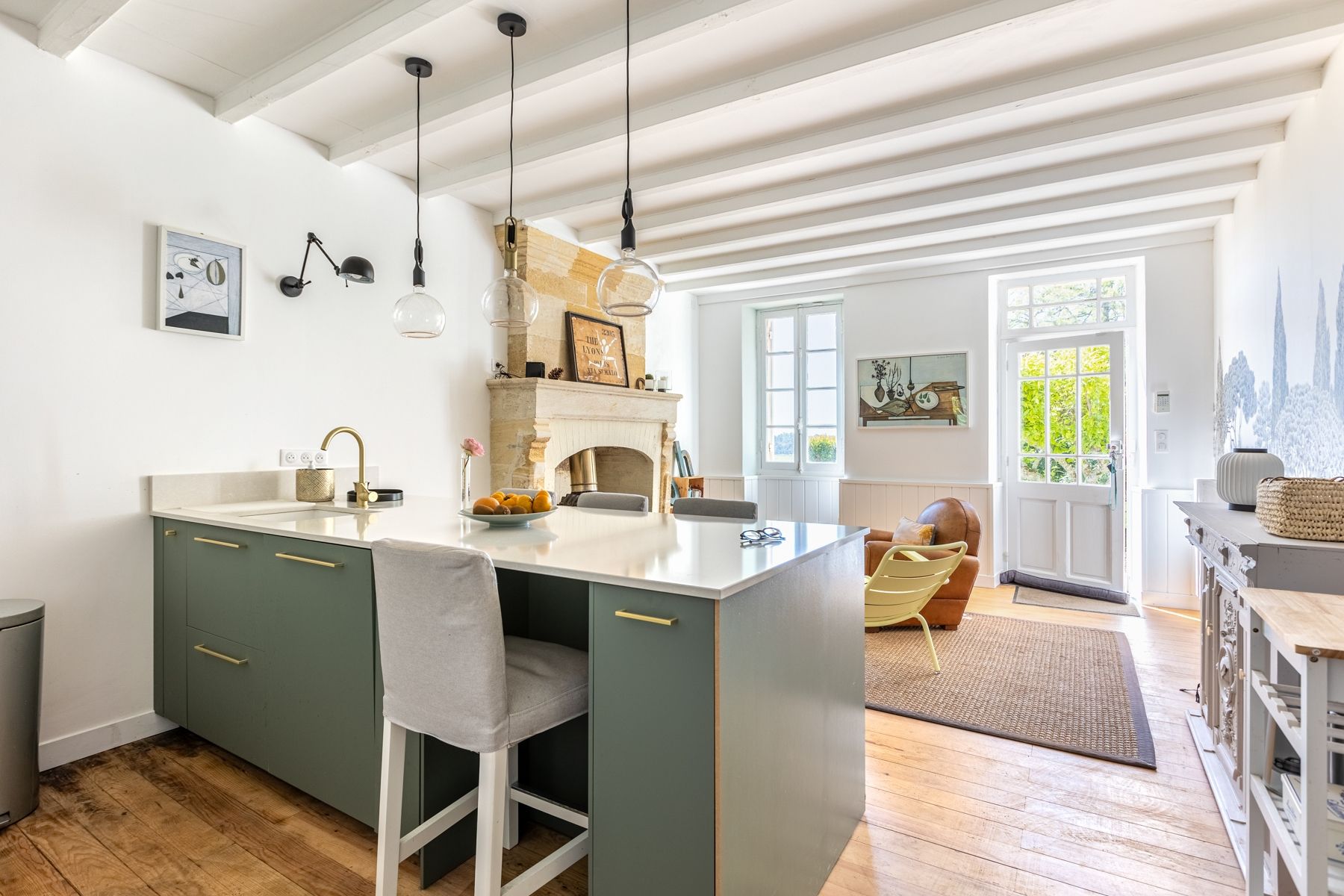 property 8 Rooms for sale on ST EMILION (33330)