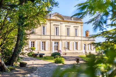 Sale Property Saint-Émilion 8 Rooms 310 m²