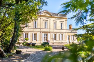 property 8 Rooms for sale on ST EMILION (33330)