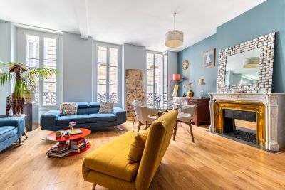 Sale Apartment Bordeaux 2&nbsp;Rooms 63&nbsp;m²