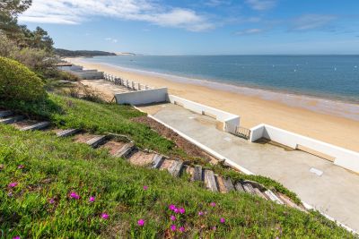 maison 9 Pièces en vente sur PYLA SUR MER (33115) Vente Maison Pyla-sur-Mer 9 Pièces 247 m²