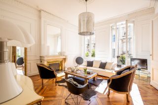 apartment 4 Rooms for sale on BORDEAUX (33000)