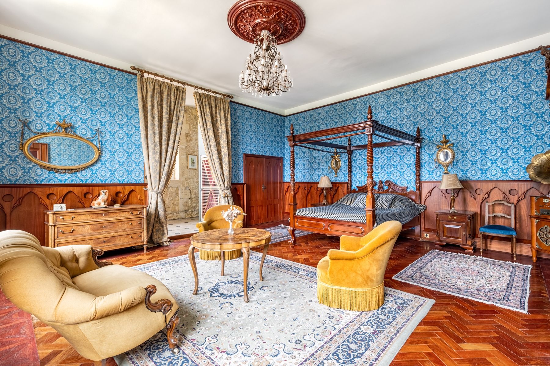 propriété viticole 40 Pièces en vente sur BORDEAUX (33000)