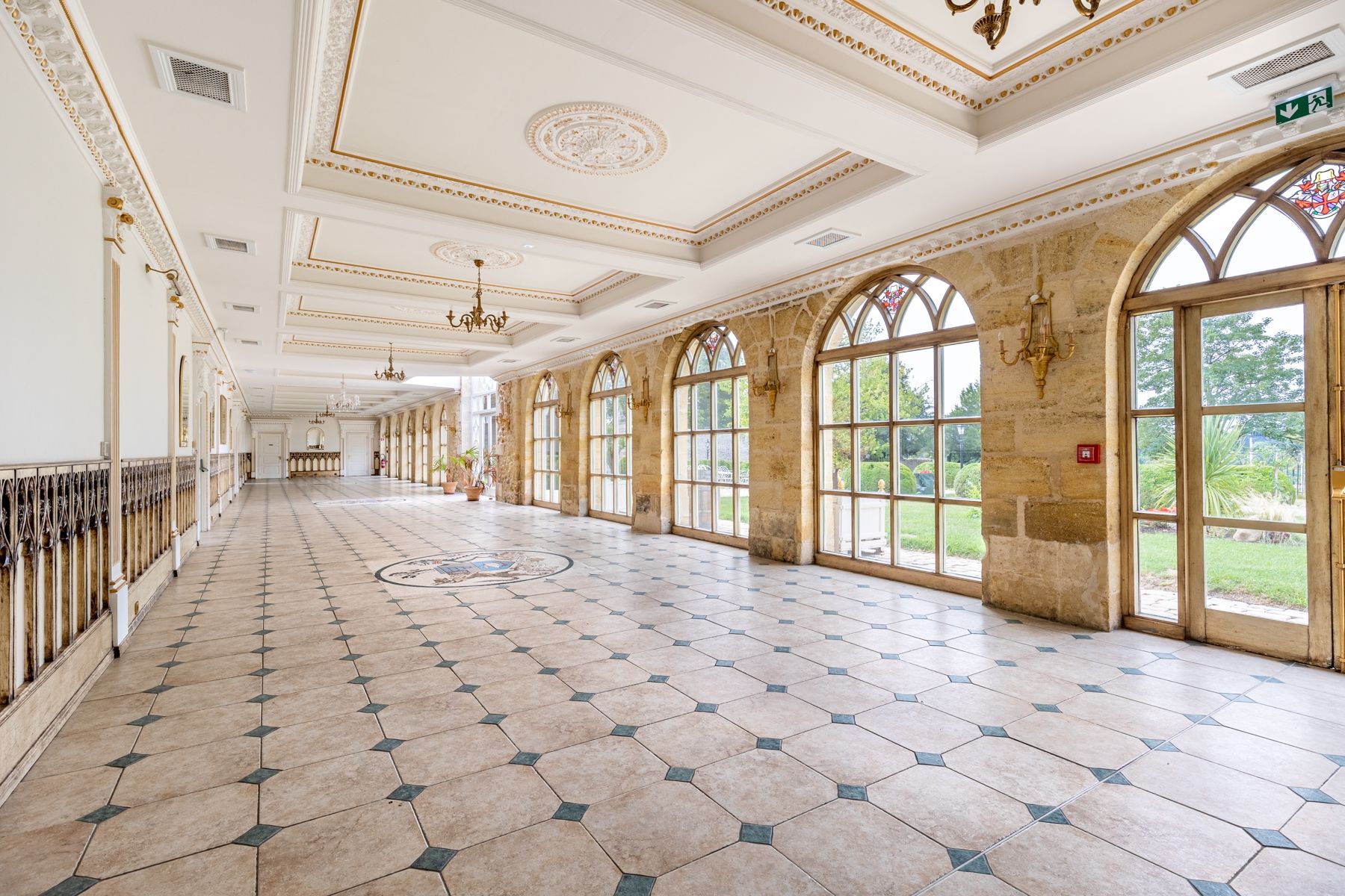 propriété viticole 40 Pièces en vente sur BORDEAUX (33000)