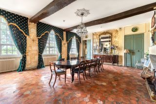 propriété viticole 40 Pièces en vente sur BORDEAUX (33000)