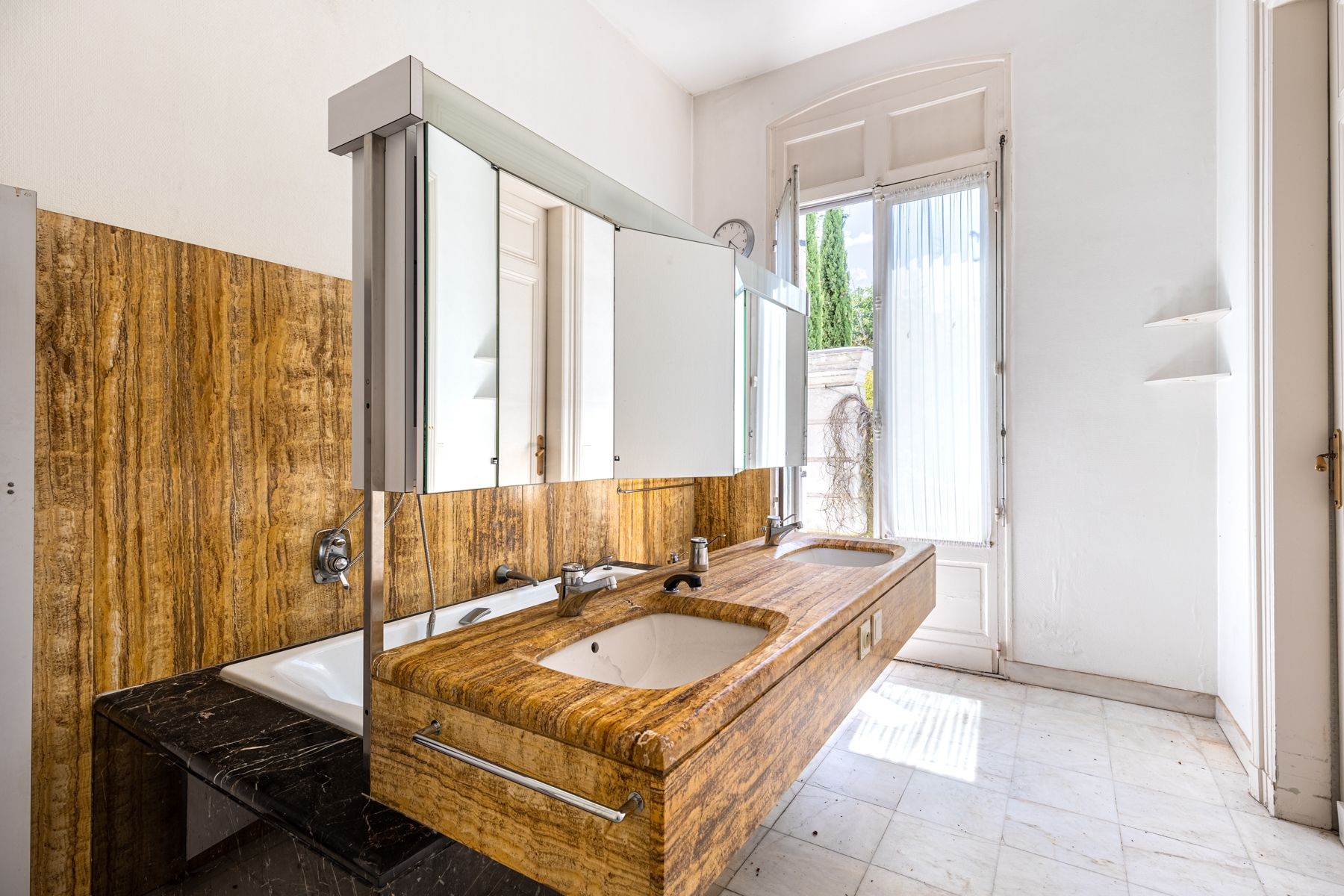 hôtel particulier 15 Pièces en vente sur BORDEAUX (33000)