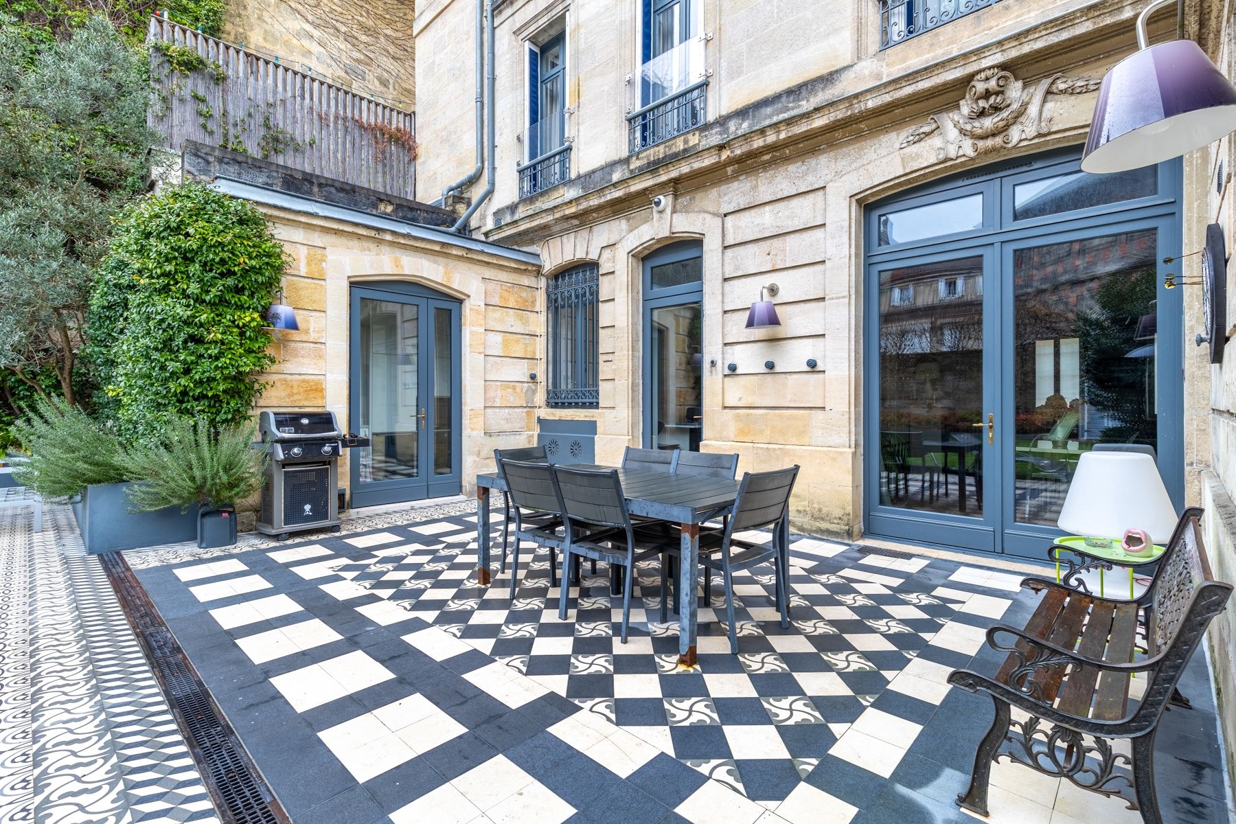 maison 9 Pièces en vente sur BORDEAUX (33000)