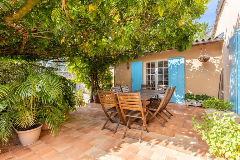 propriété 10 Pièces en vente sur BORDEAUX (33000)