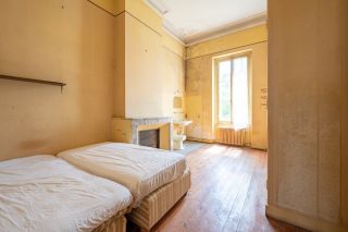 wine estate 15 Rooms for sale on BORDEAUX (33000)