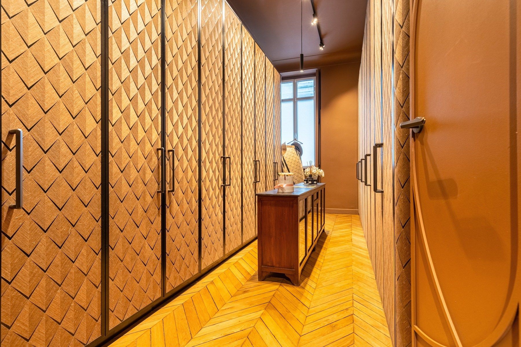 maison 10 Pièces en vente sur BORDEAUX (33000)