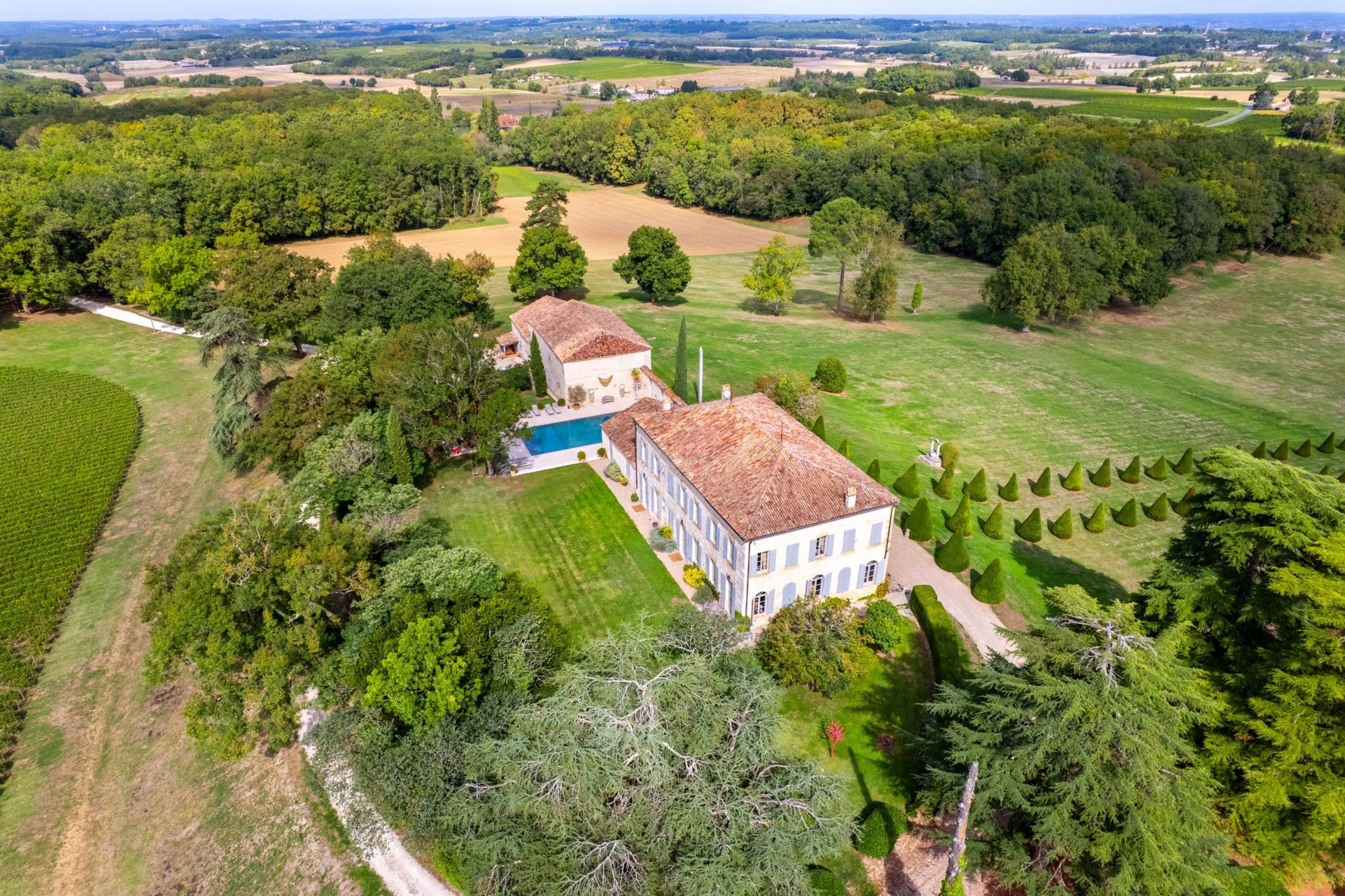 property 20 Rooms for sale on BORDEAUX (33000)