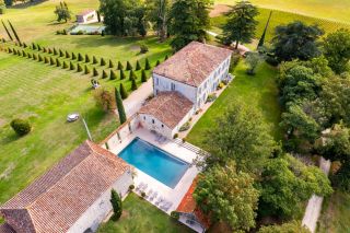 property 20 Rooms for sale on BORDEAUX (33000)