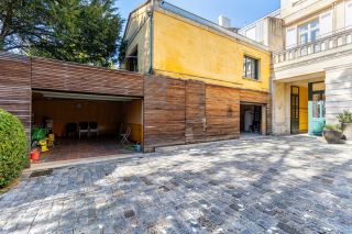 house 15 Rooms for sale on BORDEAUX (33000)