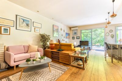 Sale Apartment Bordeaux 3&nbsp;Rooms 84&nbsp;m²