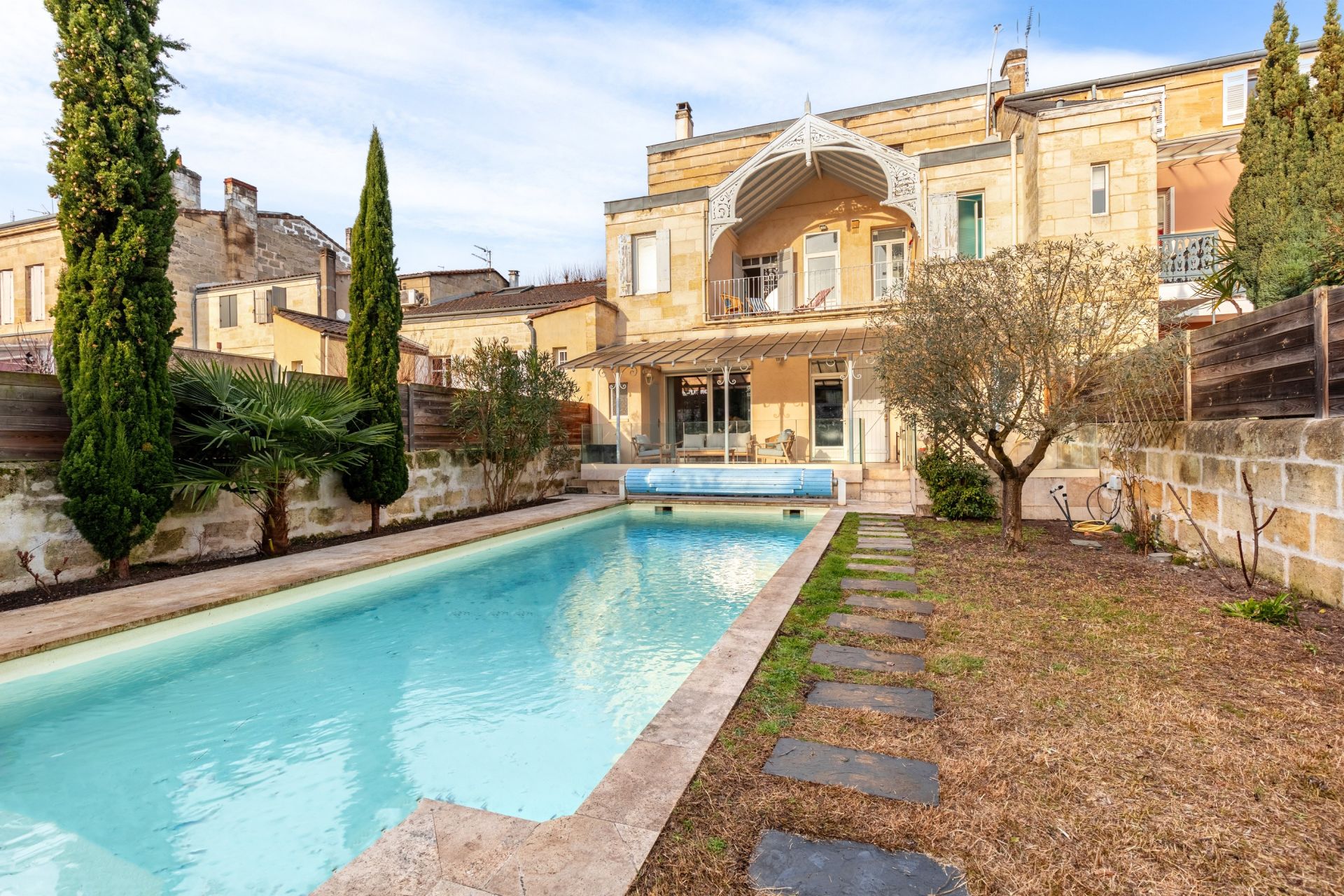 maison 10 Pièces en vente sur BORDEAUX (33000)