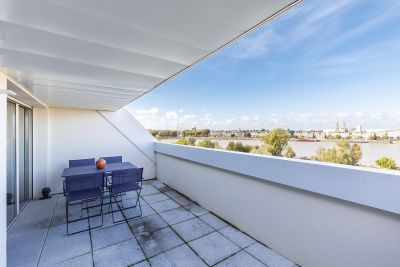 Vente Appartement Bordeaux 4 Pièces 160 m²