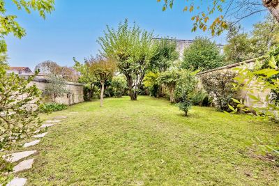 Vente Maison Bordeaux 9&nbsp;Pièces 330&nbsp;m²