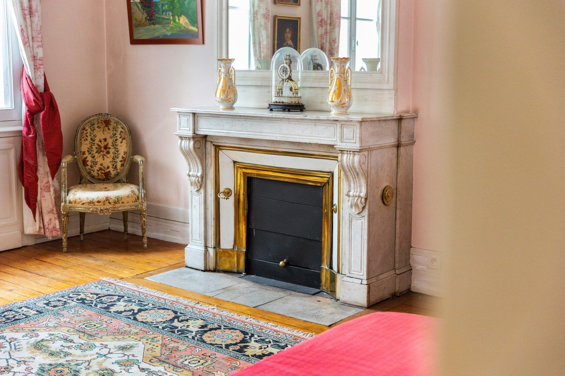 apartment 8 Rooms for sale on BORDEAUX (33000)
