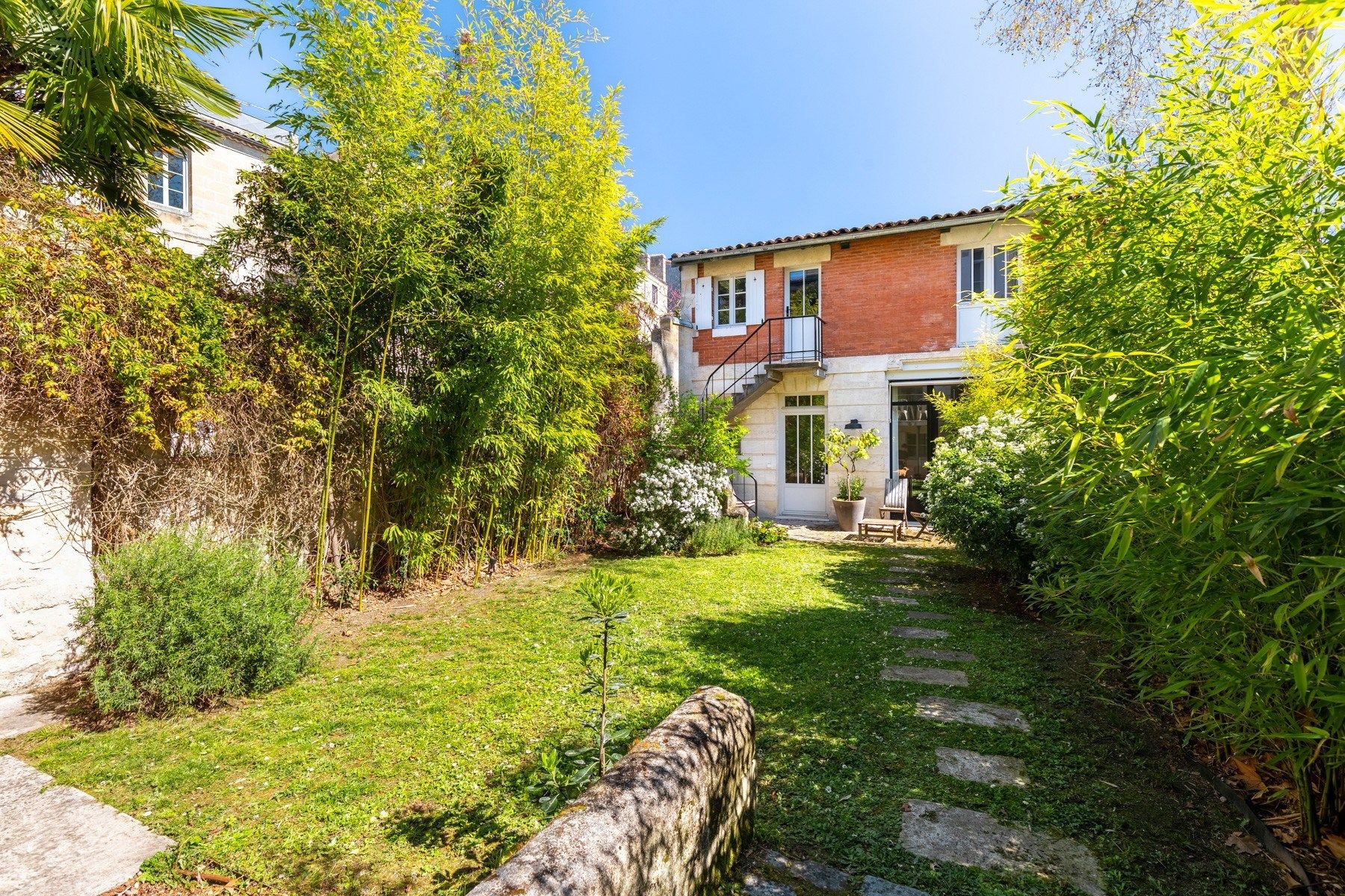 maison 9 Pièces en vente sur BORDEAUX (33000)