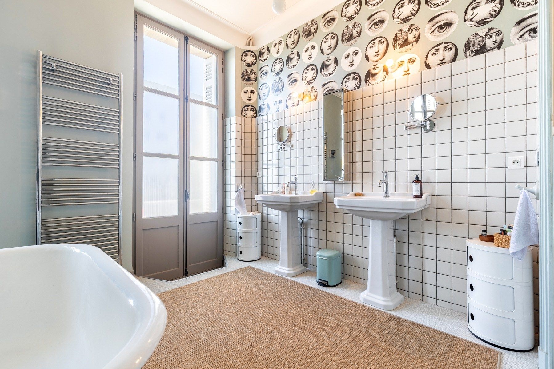 house 8 Rooms for sale on BORDEAUX (33000)