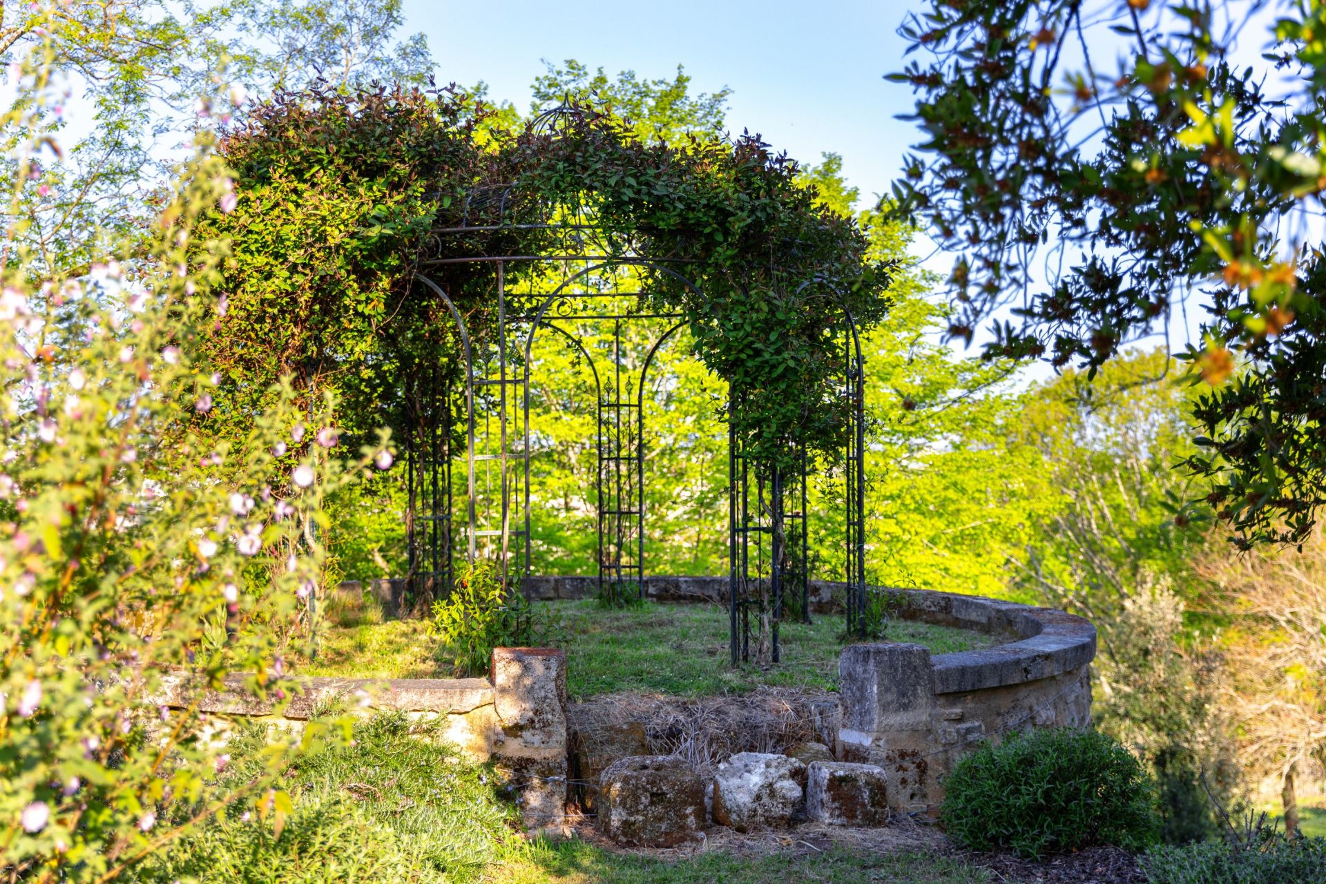 propriété 12 Pièces en vente sur BORDEAUX (33000)