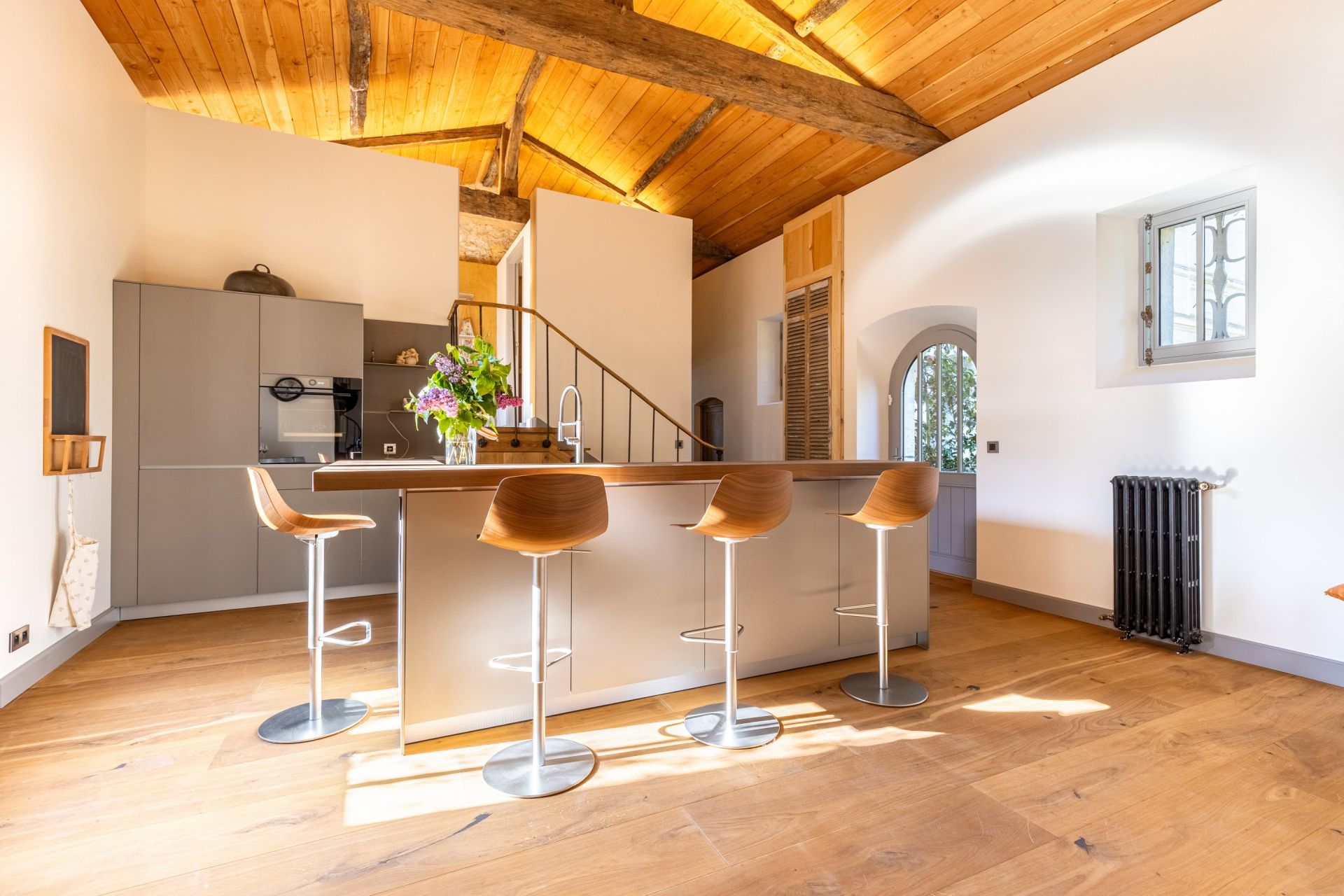 propriété 12 Pièces en vente sur BORDEAUX (33000)