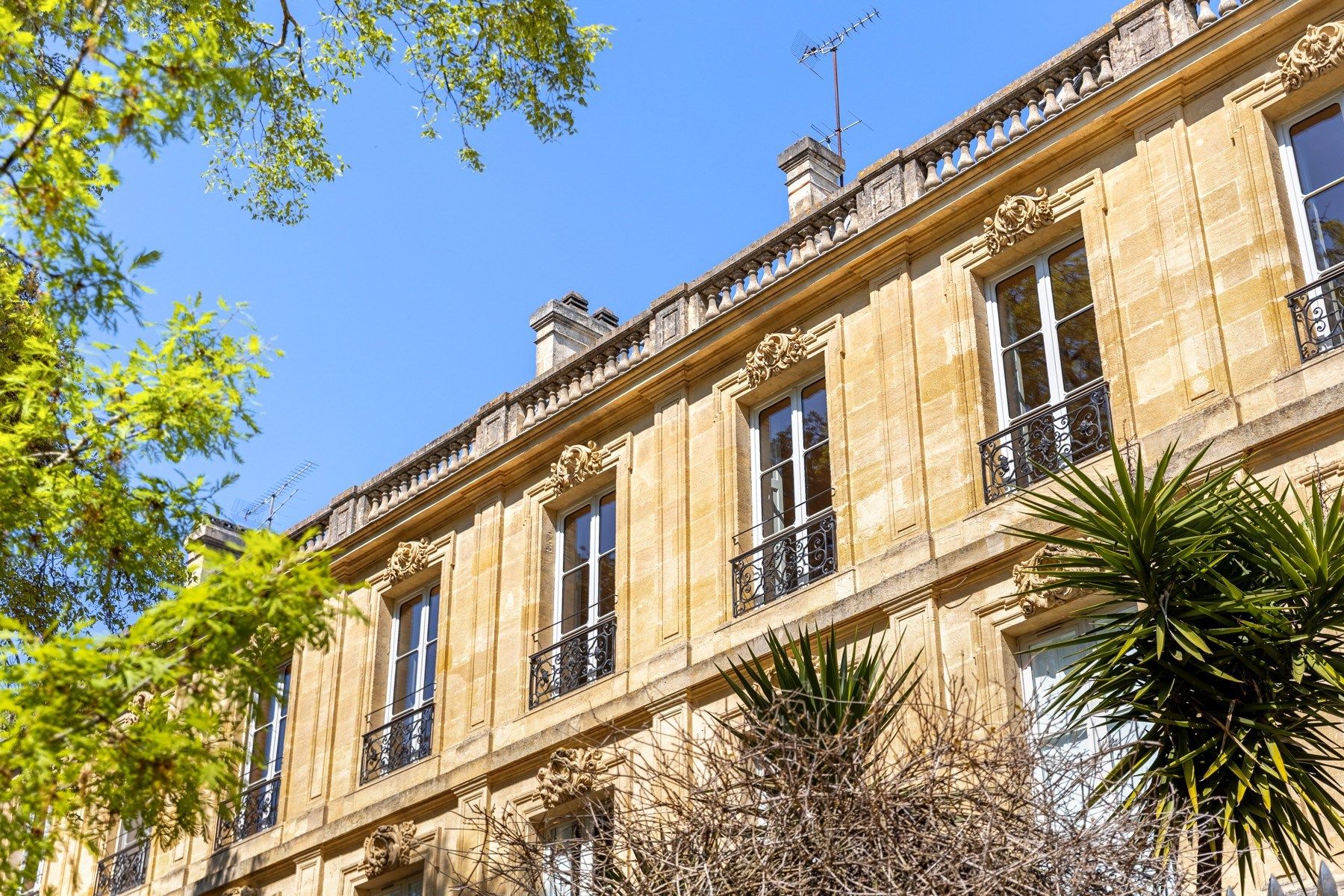 apartment 4 Rooms for sale on BORDEAUX (33000)
