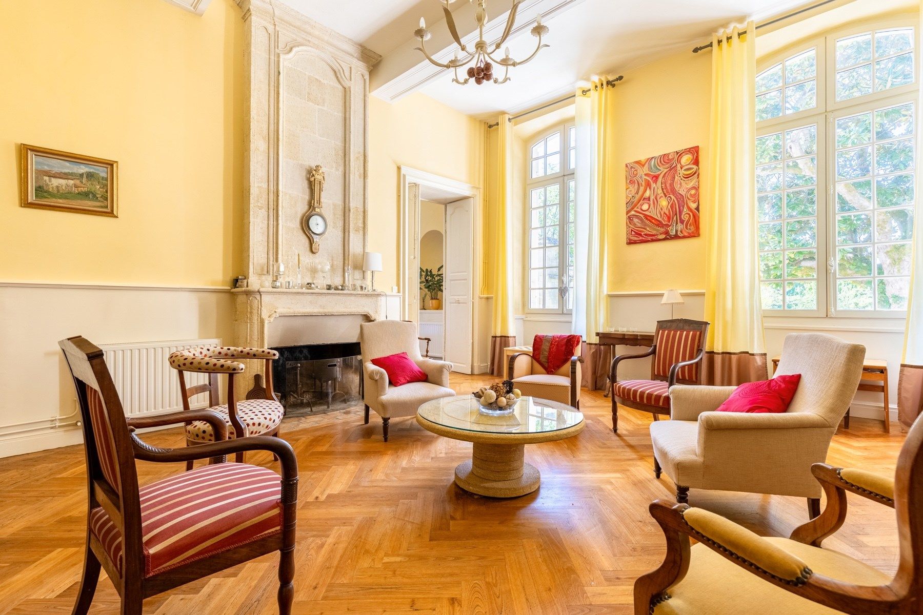 castle 12 Rooms for sale on BORDEAUX (33000)