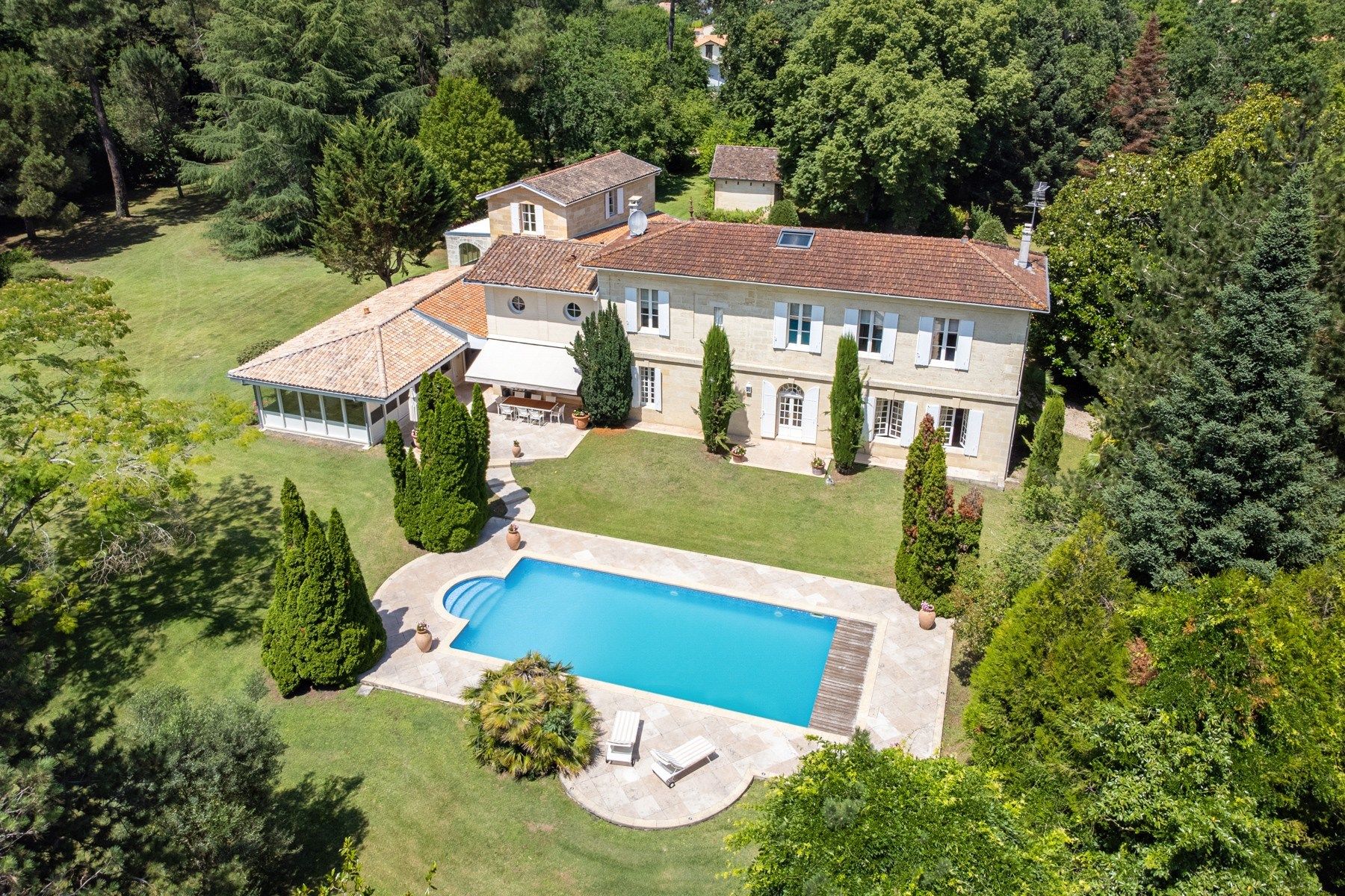 maison 11 Pièces en vente sur BORDEAUX (33000)