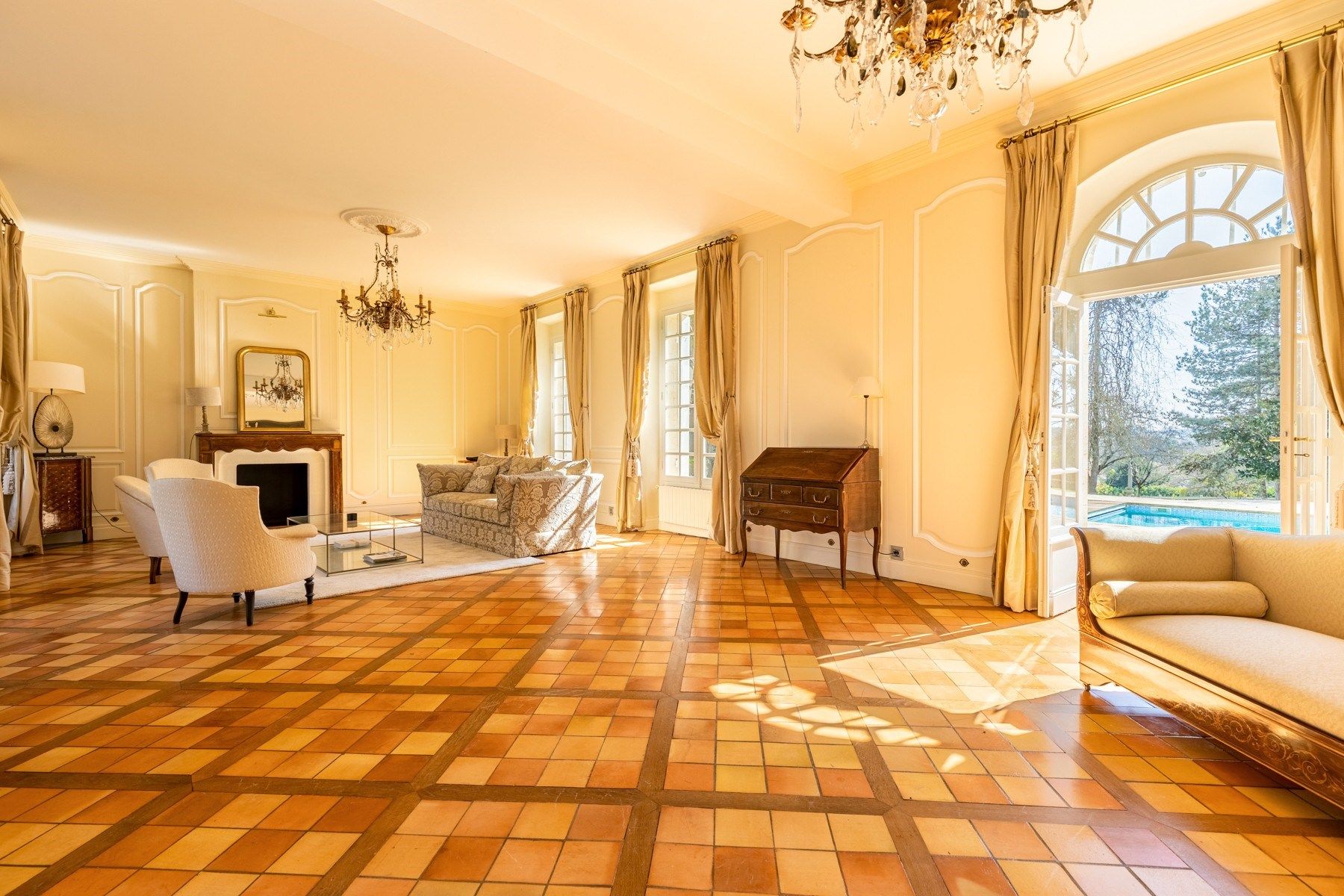 maison 11 Pièces en vente sur BORDEAUX (33000)