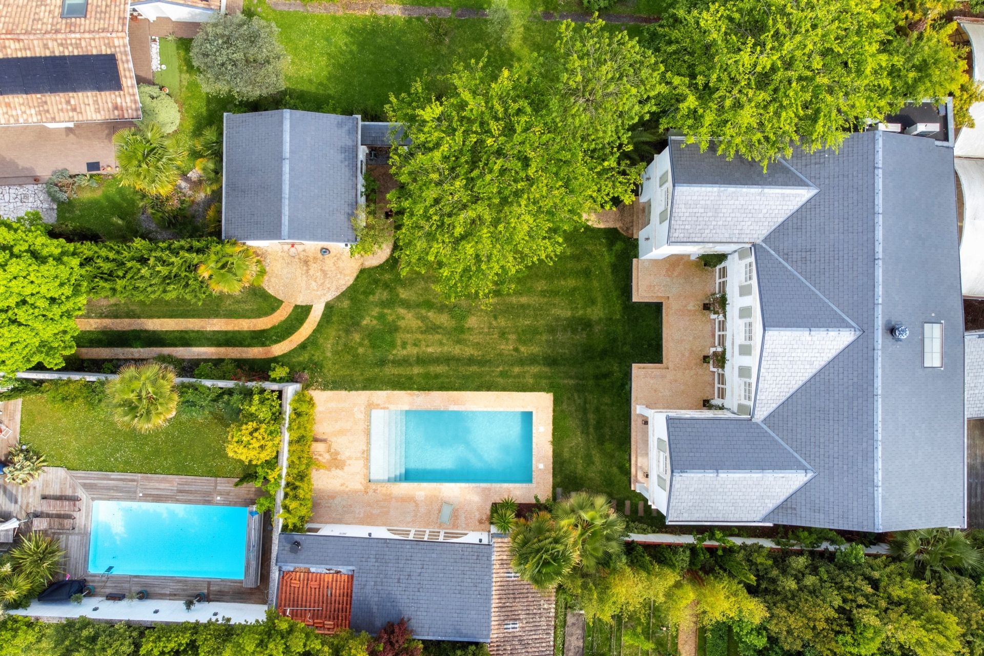 house 8 Rooms for sale on BORDEAUX (33000)