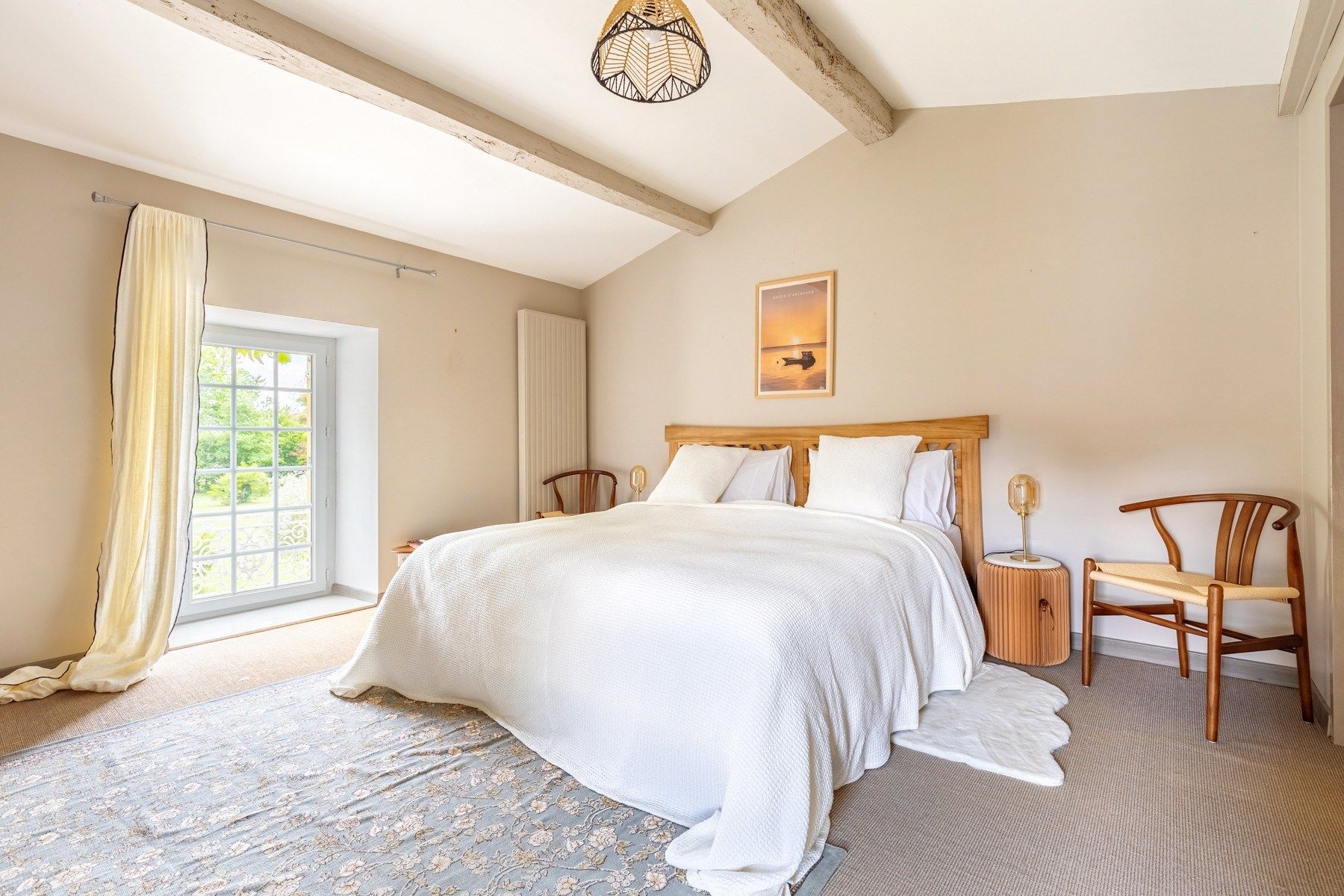 castle 12 Rooms for sale on BORDEAUX (33000)