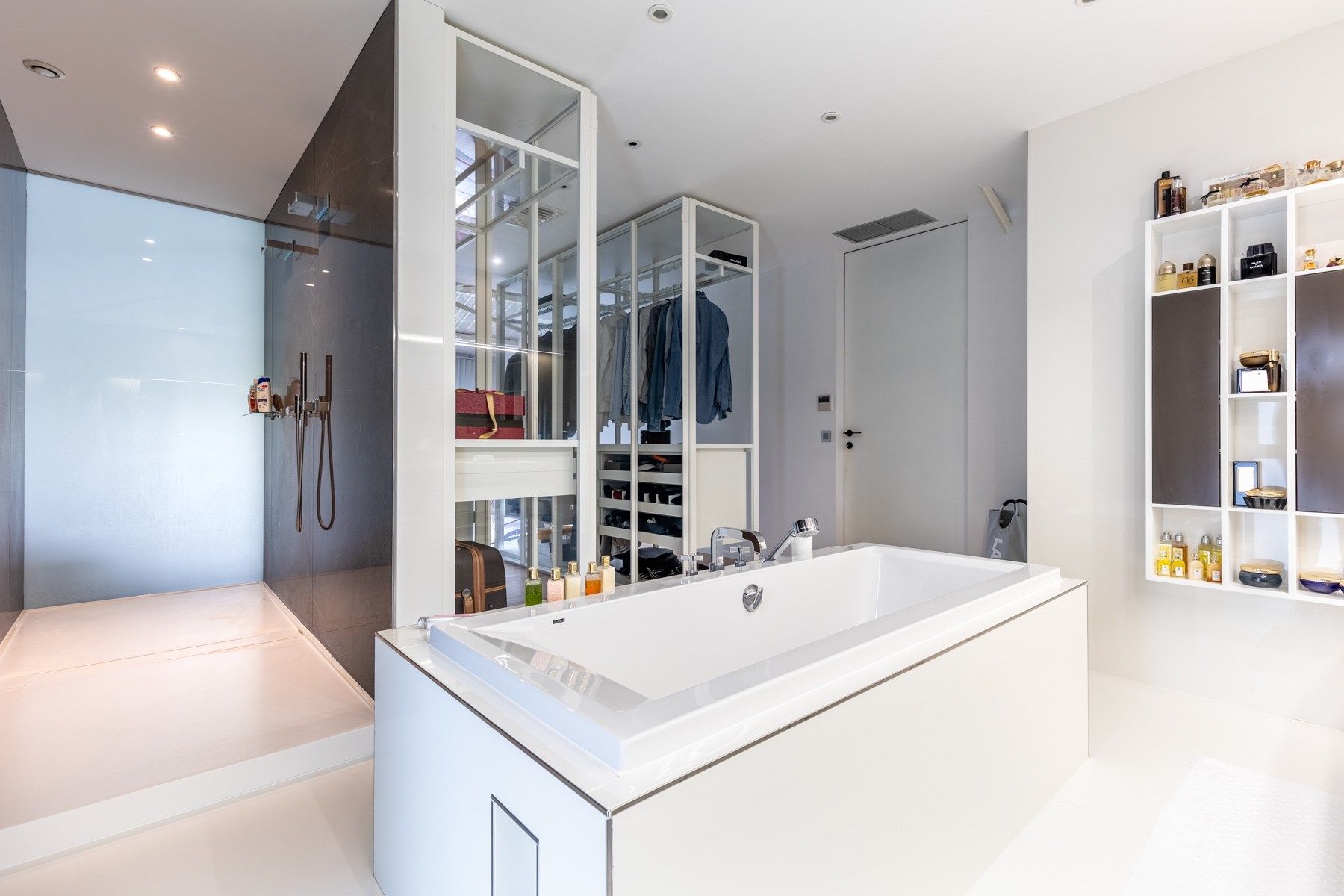 architect's house 11 Rooms for sale on BORDEAUX (33000)