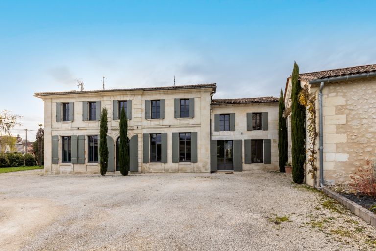propriété 10 Pièces en vente sur BORDEAUX (33000)