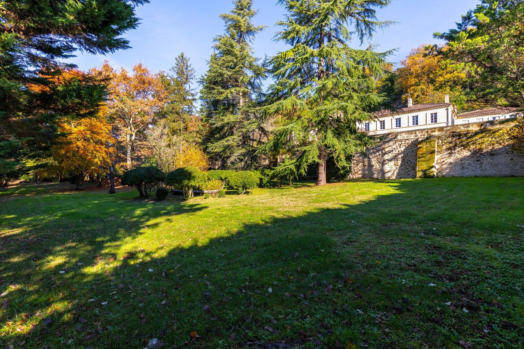 property 10 Rooms for sale on BORDEAUX (33000)