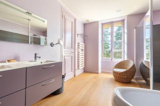 property 10 Rooms for sale on BORDEAUX (33000)