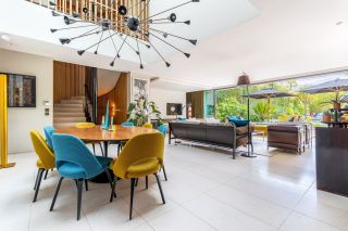 house 8 Rooms for sale on BORDEAUX (33000)