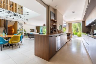 house 8 Rooms for sale on BORDEAUX (33000)