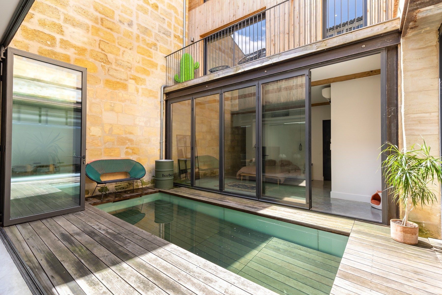 appartement 8 Pièces en vente sur BORDEAUX (33000)