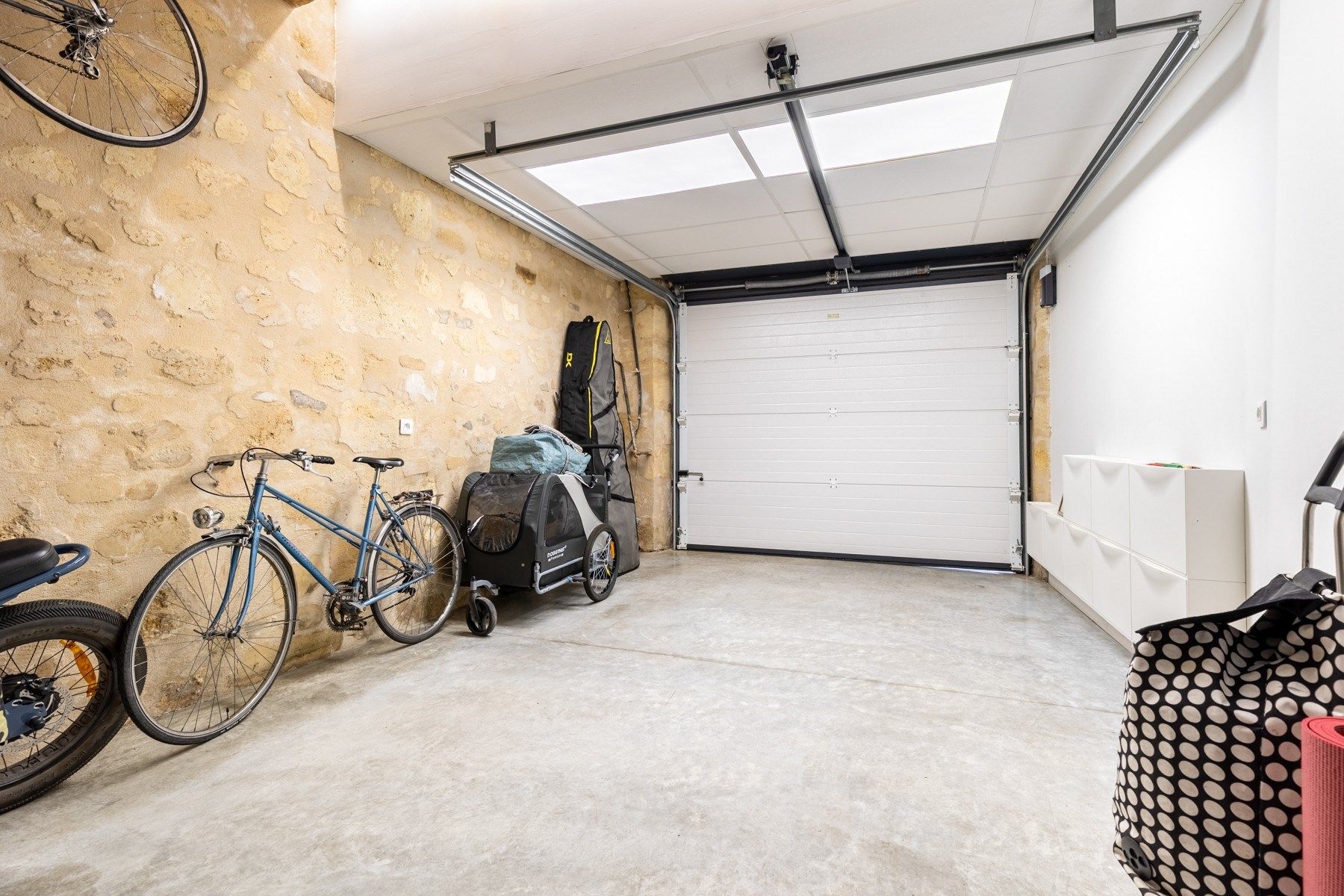 appartement 8 Pièces en vente sur BORDEAUX (33000)