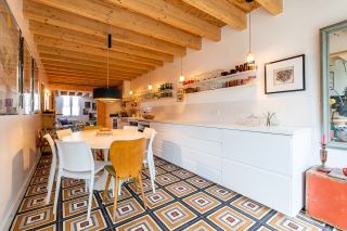 house 6 Rooms for sale on BORDEAUX (33000)