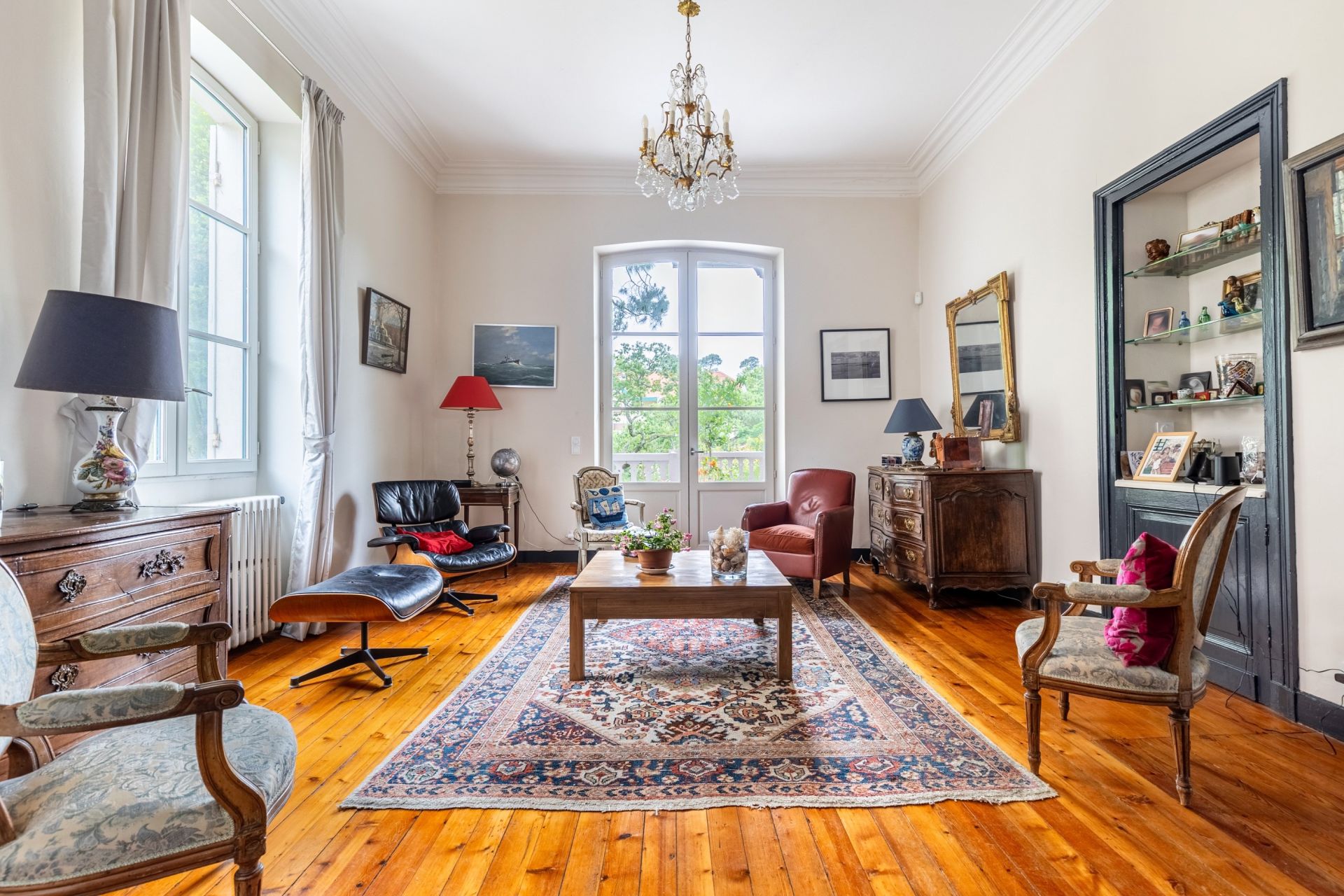 house 9 Rooms for sale on ARCACHON (33120)