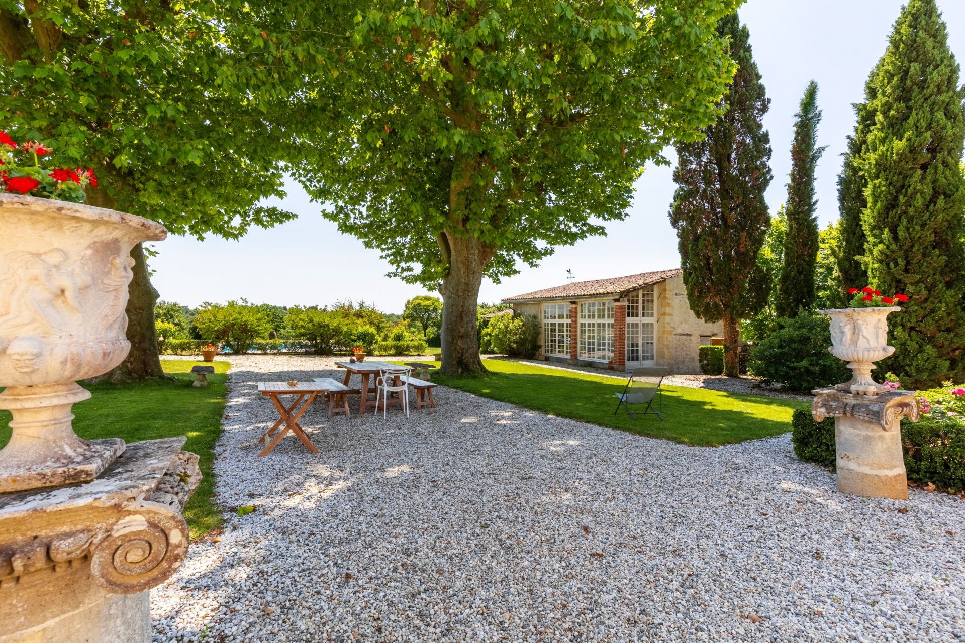 property 10 Rooms for sale on BORDEAUX (33000)