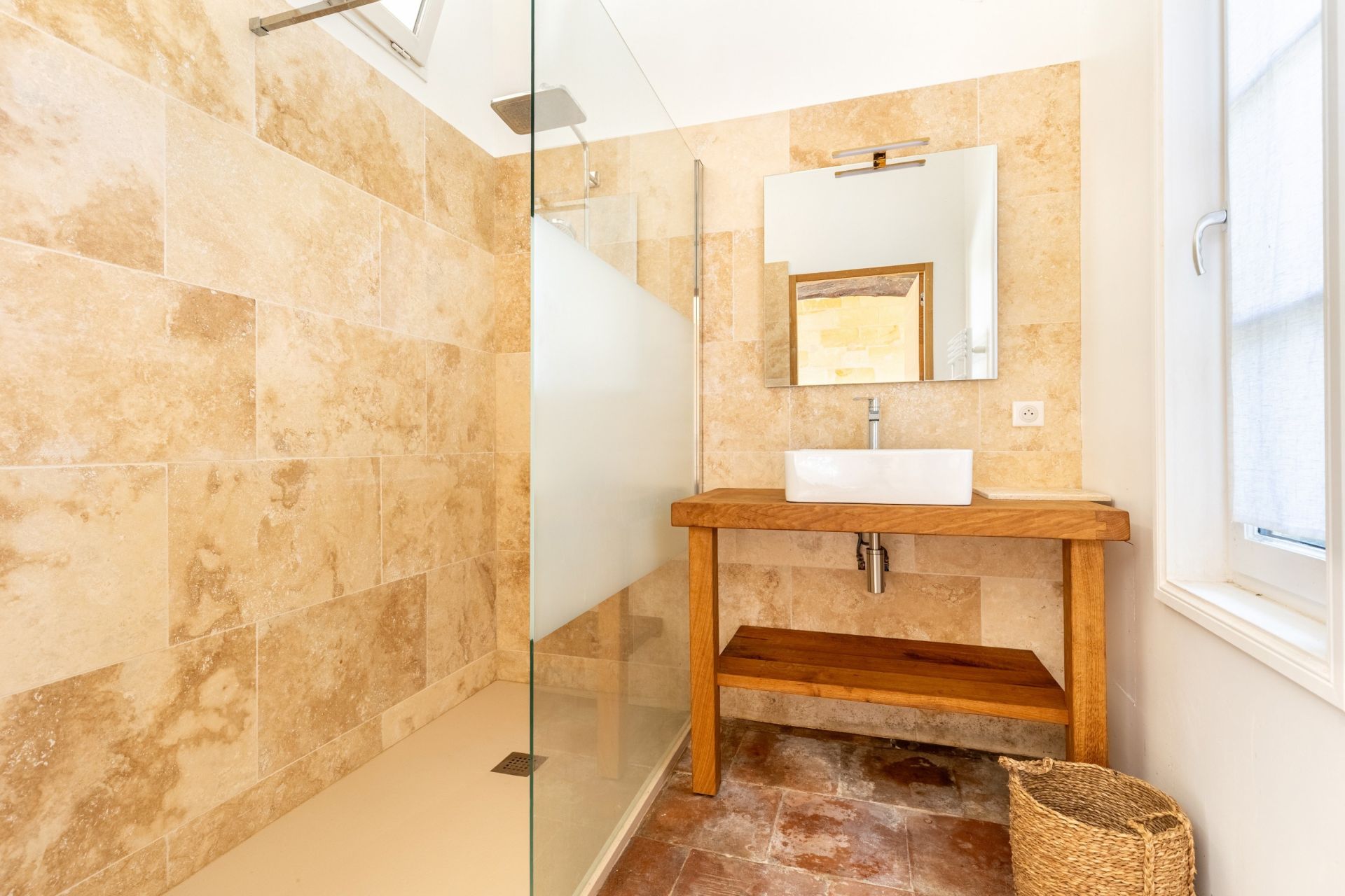 property 10 Rooms for sale on BORDEAUX (33000)