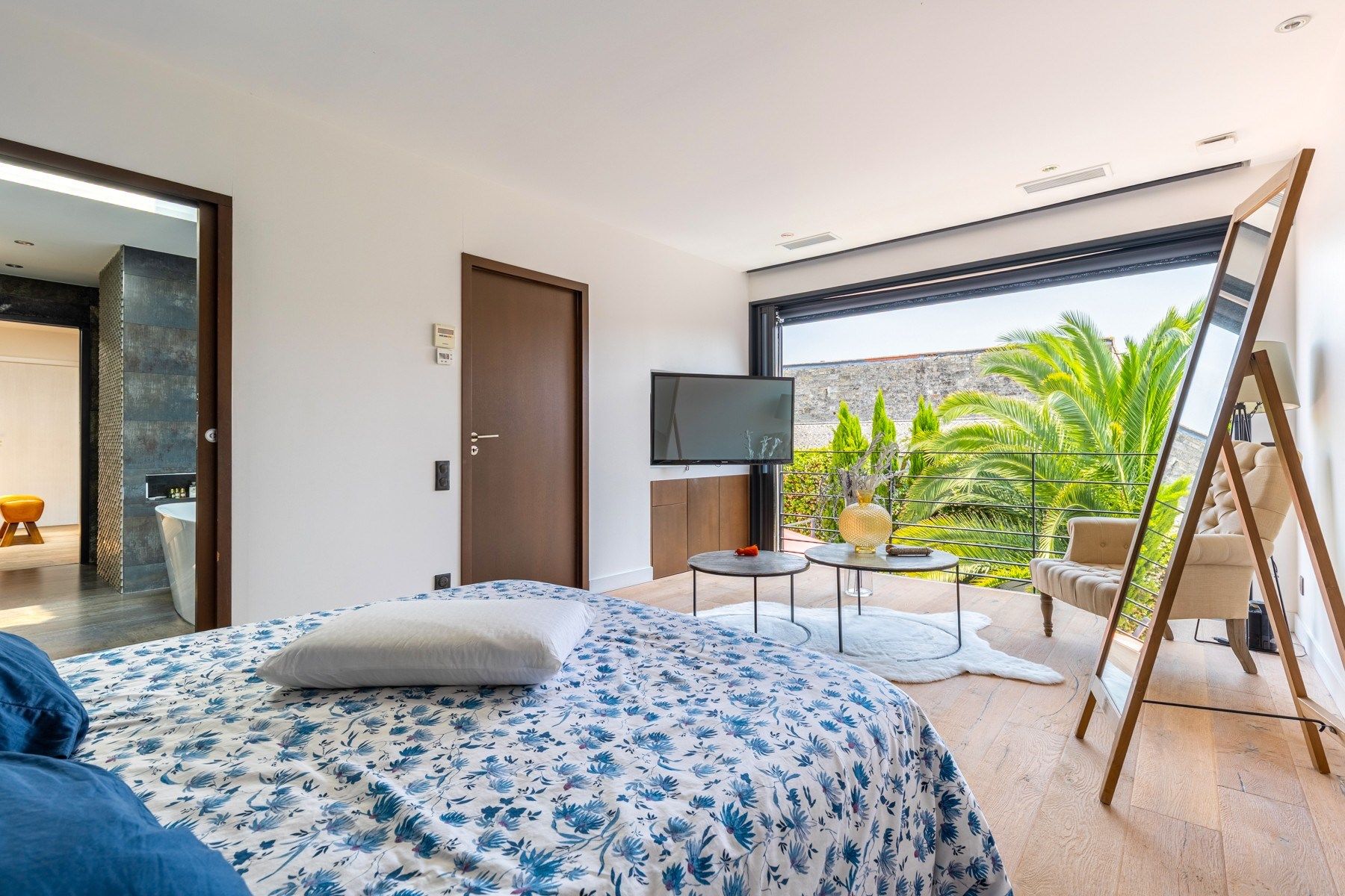 house 6 Rooms for sale on BORDEAUX (33000)