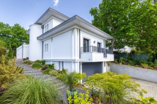 house 7 Rooms for sale on ARCACHON (33120)