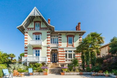 Sale House Arcachon 10 Rooms 340 m²