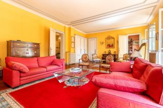apartment 4 Rooms for sale on BORDEAUX (33000)